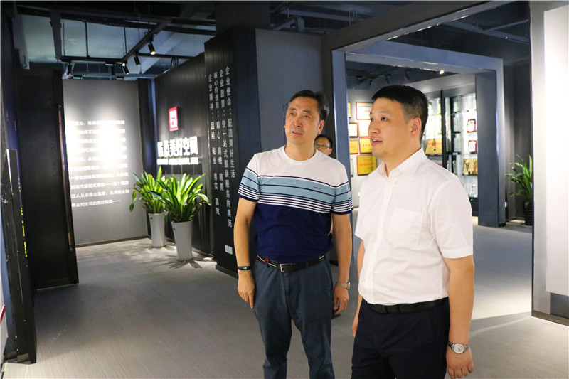 区委副书记、政法委书记高峰一行走访我司