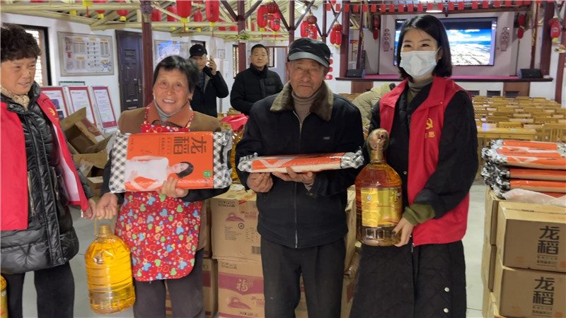 春节慰问暖人心，敬老院内显温情——婺江集团走访慰问敬老院 