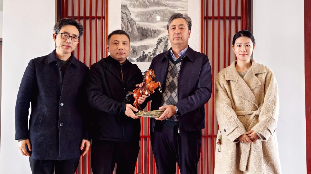 新春慰问暖人心 政企同心启新程——金东区住建局、江东镇领导分别走访婺江建设集团开展新春慰问